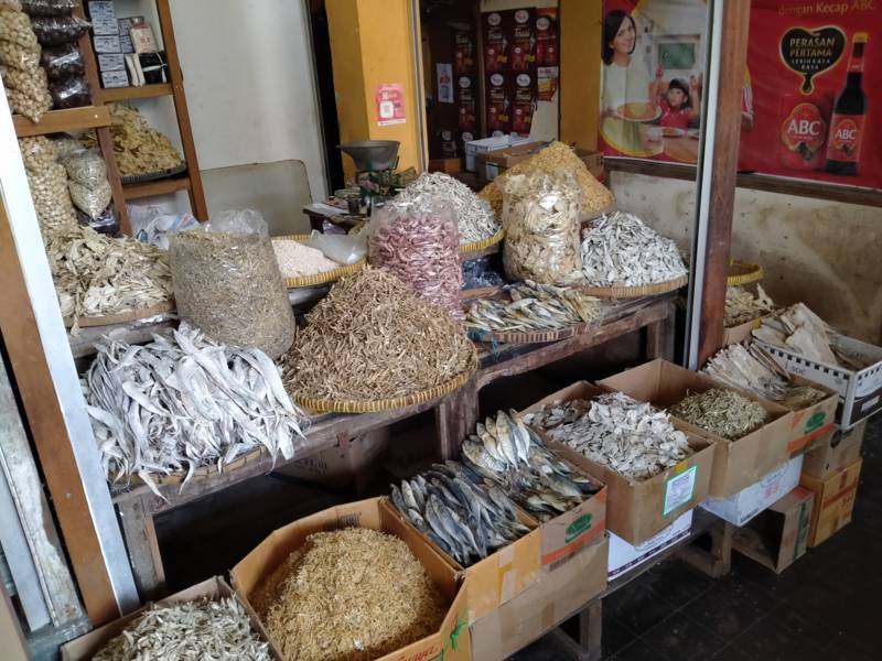 dried fish beringharjo market