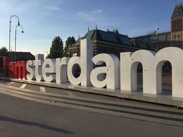 I Amsterdam Letters