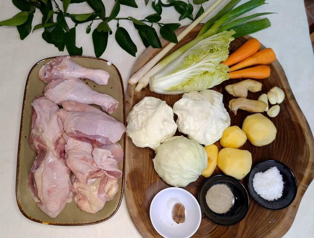 ingredients to make homemade chicken soup